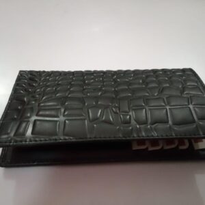 Classic Book-Style Leather Wallet for Men – Spacious & Elegant